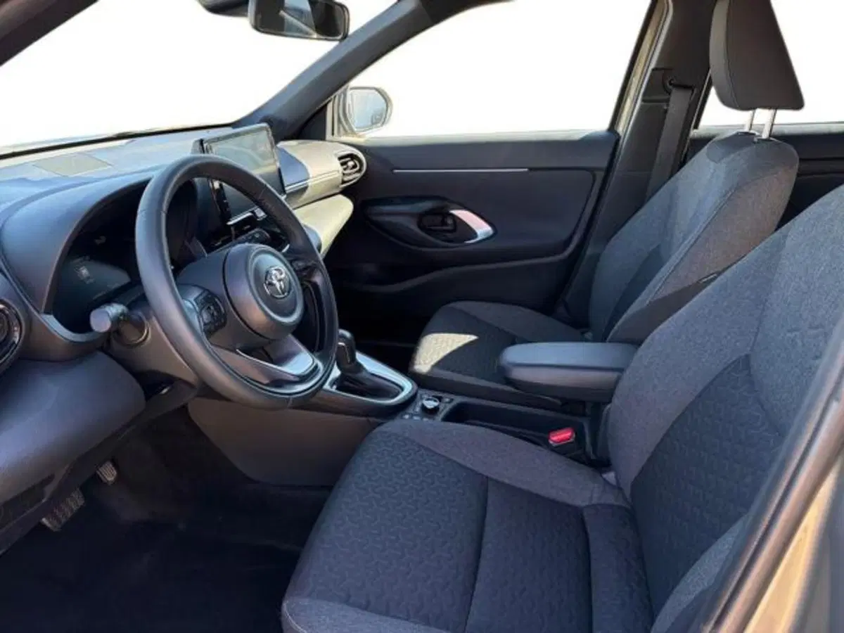 Toyota Yaris Cross usata a Sassari (9)