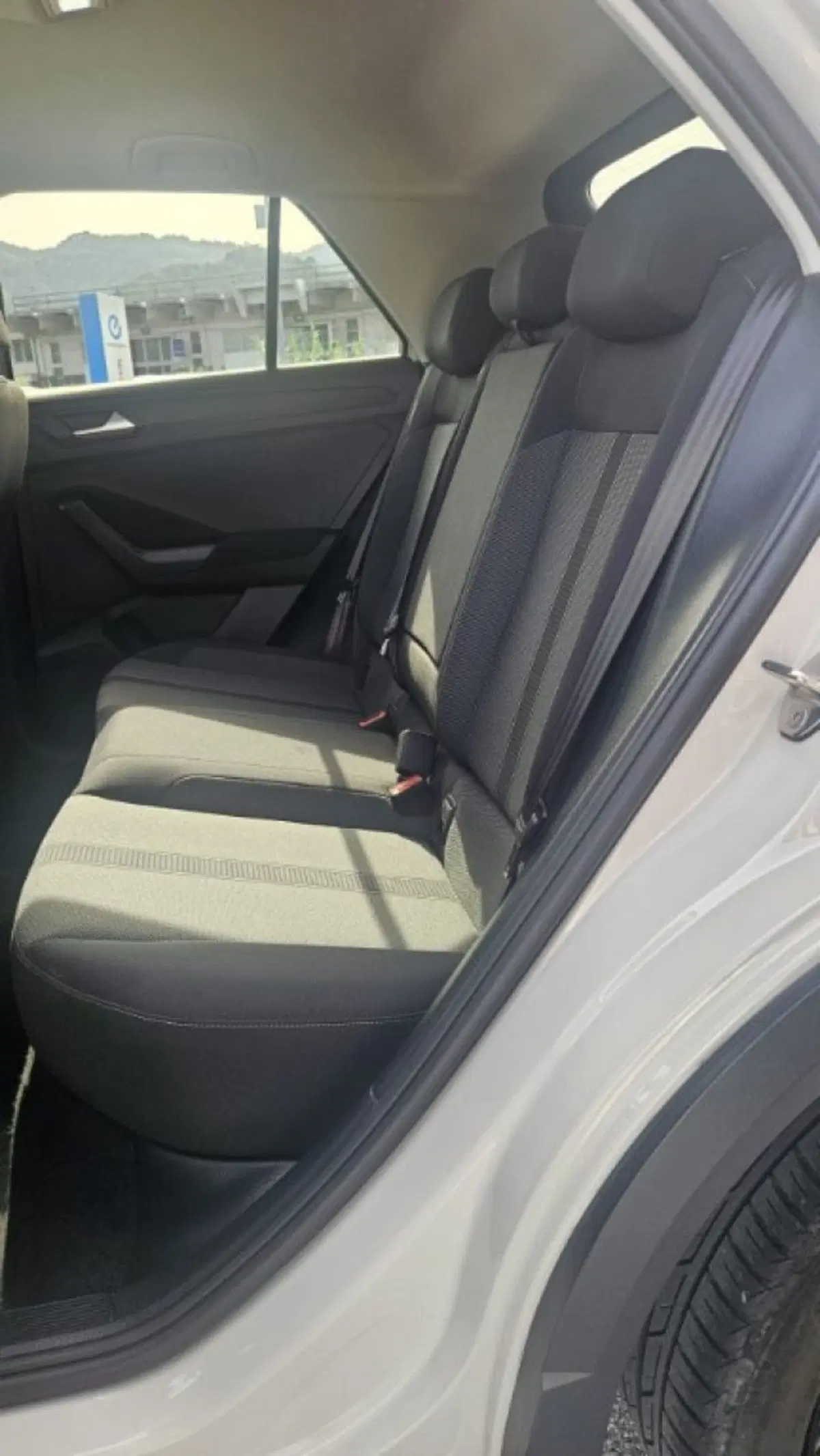 Volkswagen T-Roc usata a Lucca (17)
