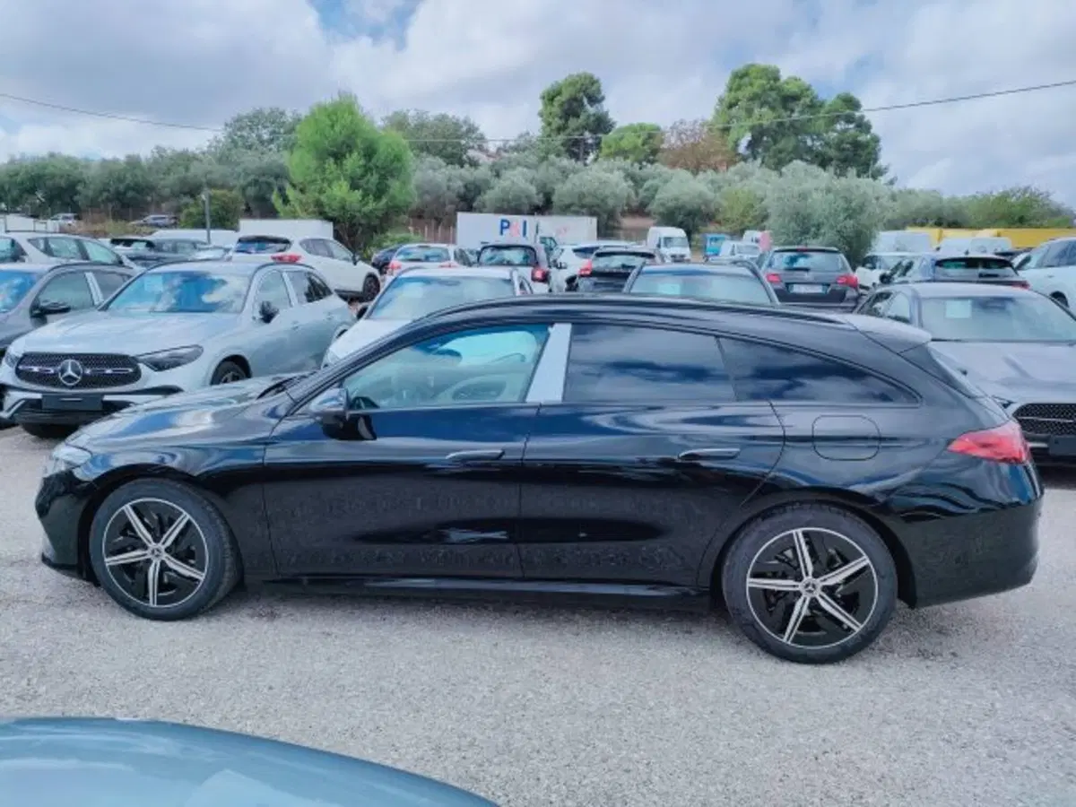 Mercedes-Benz CLA Shooting Brake nuova a Teramo (3)
