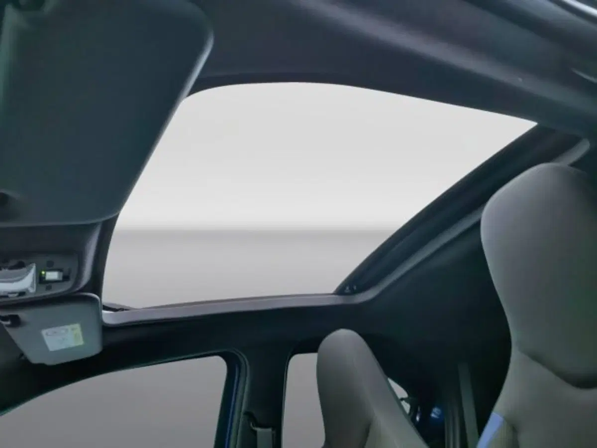 Toyota Aygo X usata a Teramo (11)