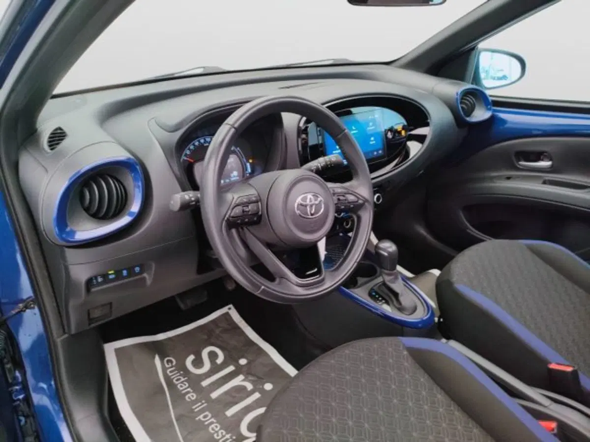 Toyota Aygo X usata a Teramo (14)