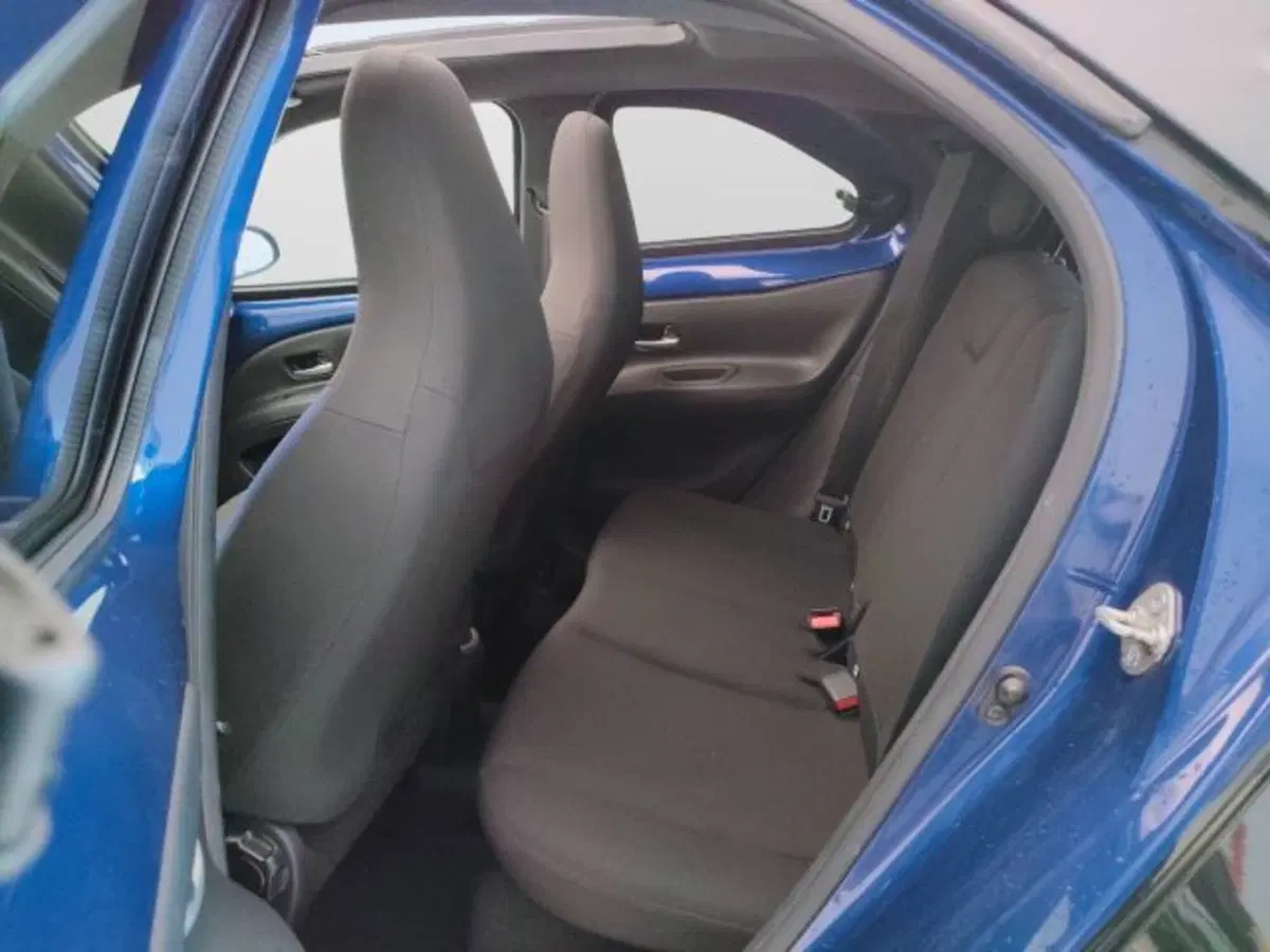 Toyota Aygo X usata a Teramo (16)