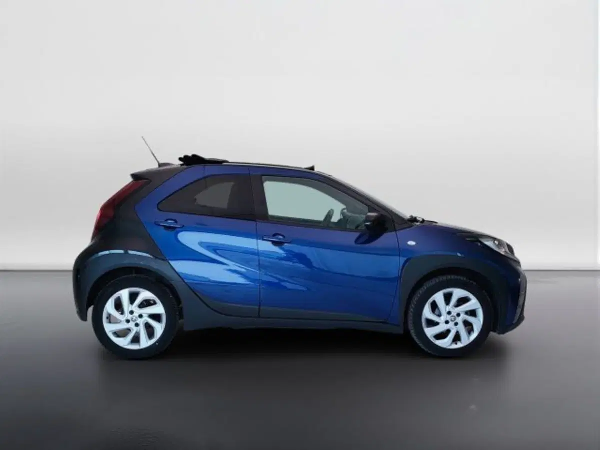 Toyota Aygo X usata a Teramo (4)