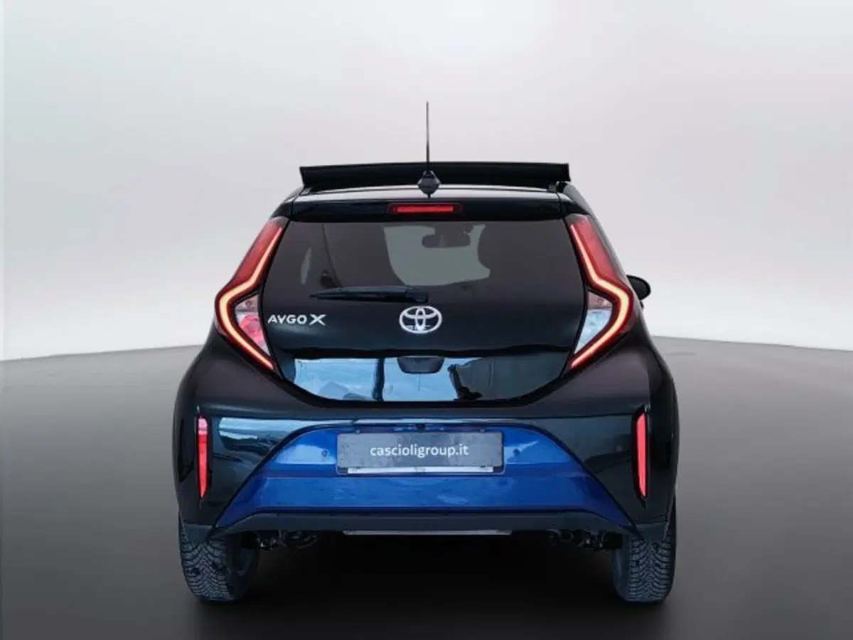 Toyota Aygo X usata a Teramo (6)