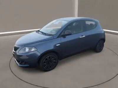 Lancia Ypsilon 1.0 FireFly 5 porte S&S Hybrid Ecochic UnYca del 2022 usata a Caltanissetta
