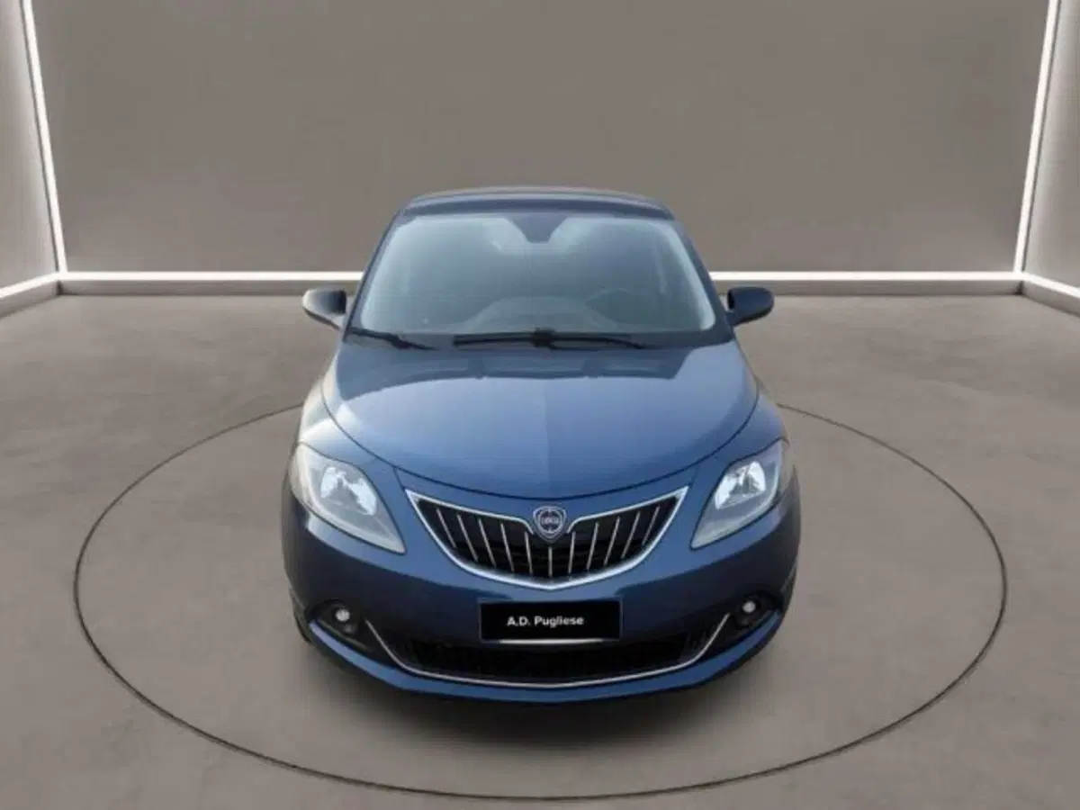 Lancia Ypsilon usata a Caltanissetta (2)