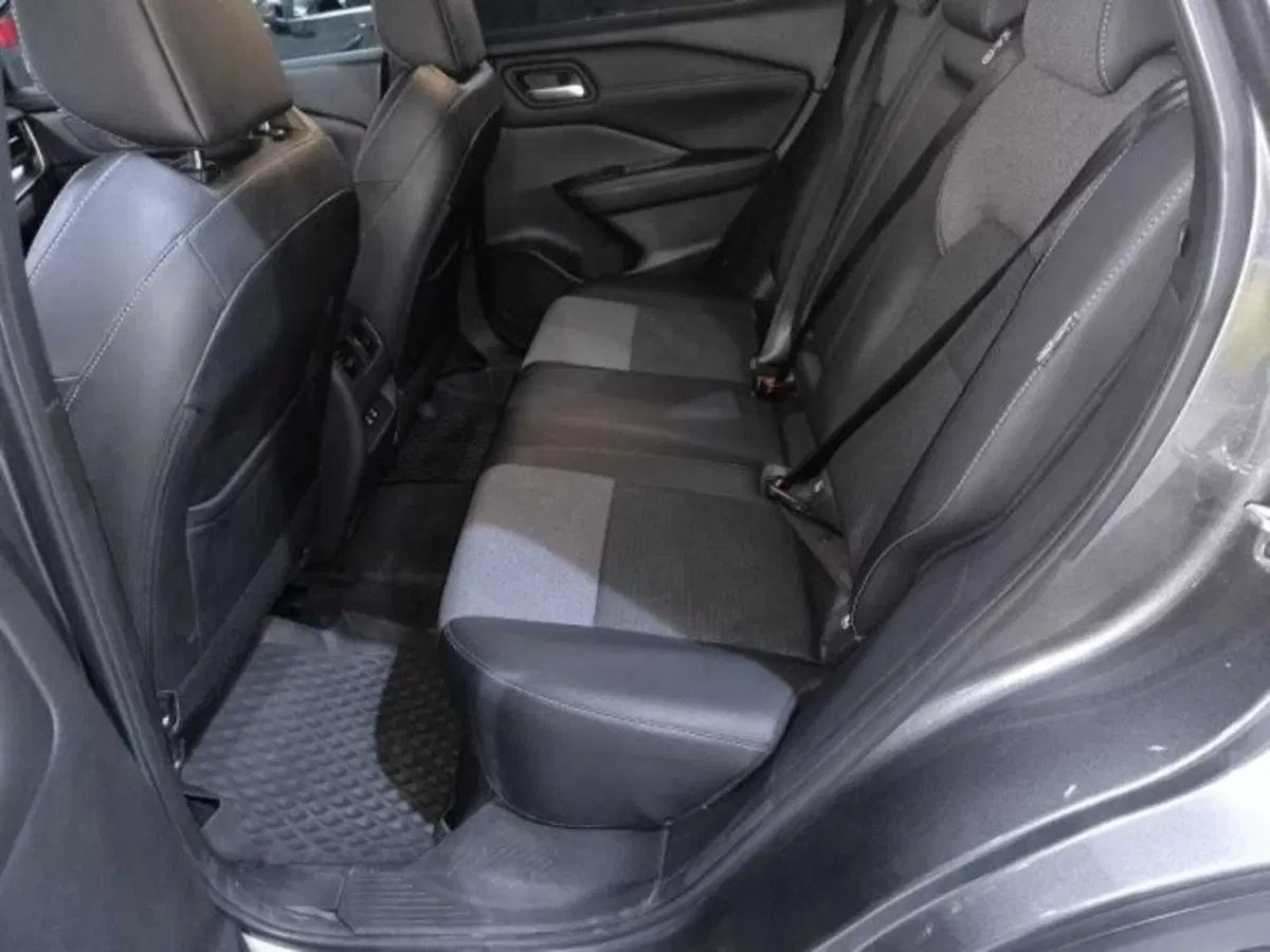 Nissan Qashqai usata a Caltanissetta (16)