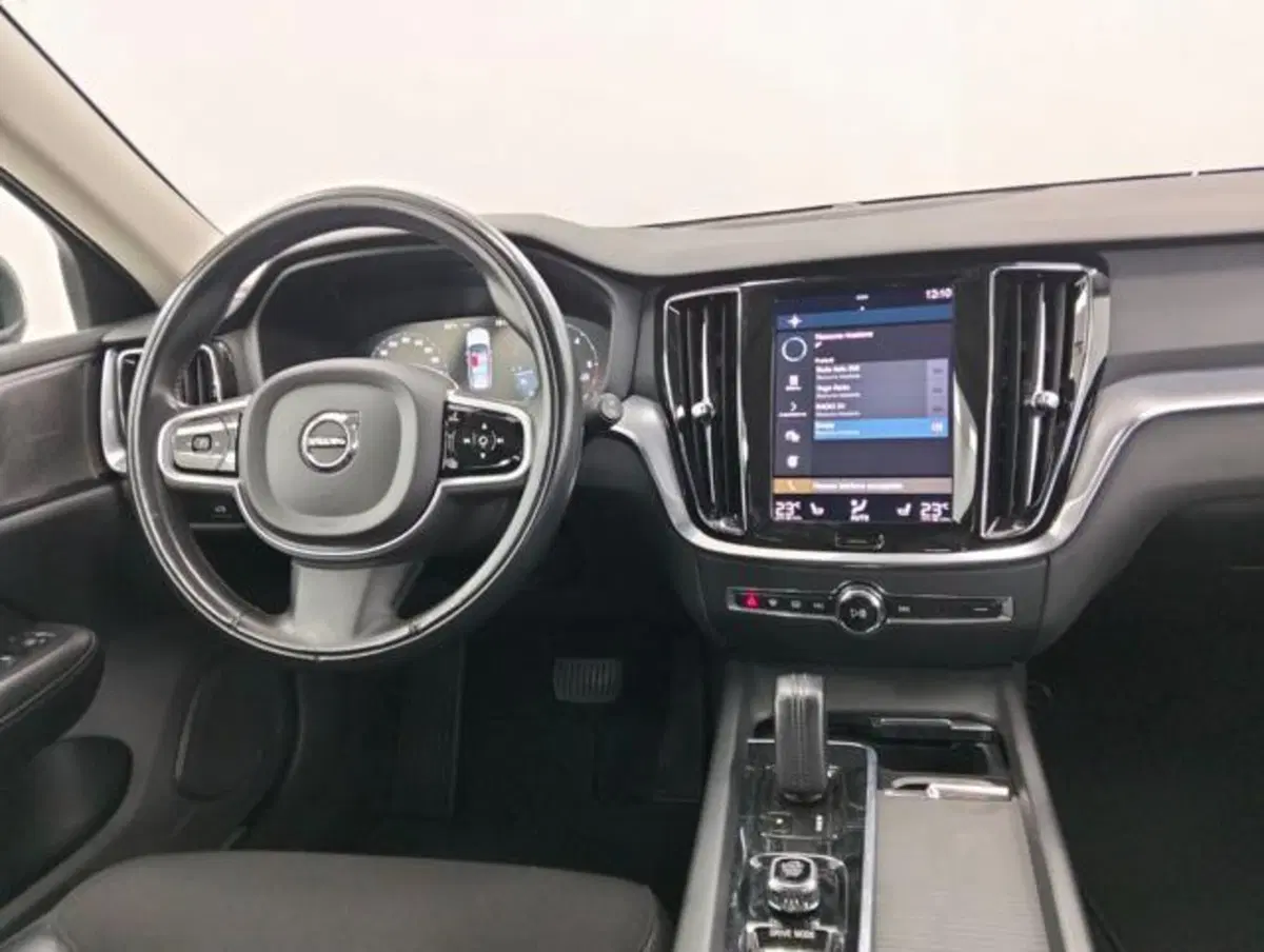 Volvo V60 usata a Como (10)