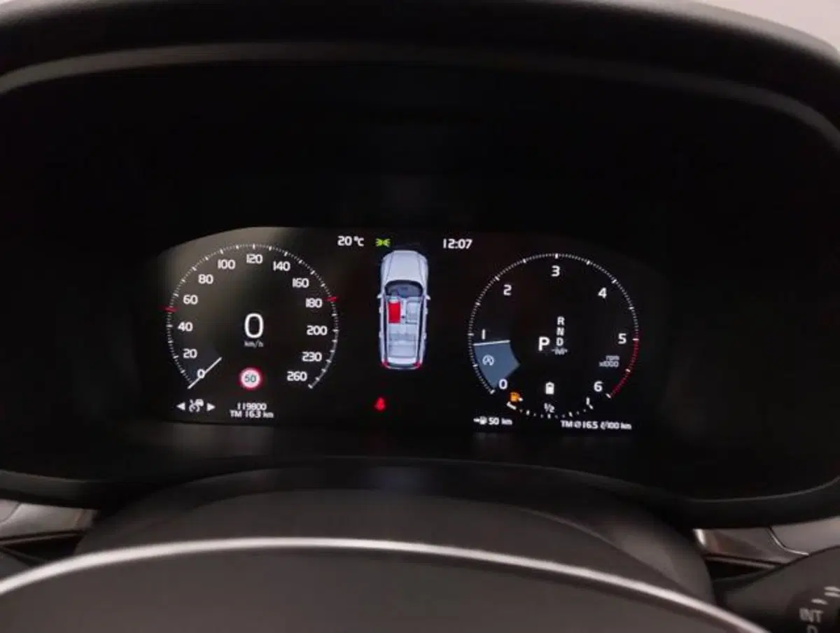 Volvo V60 usata a Como (12)