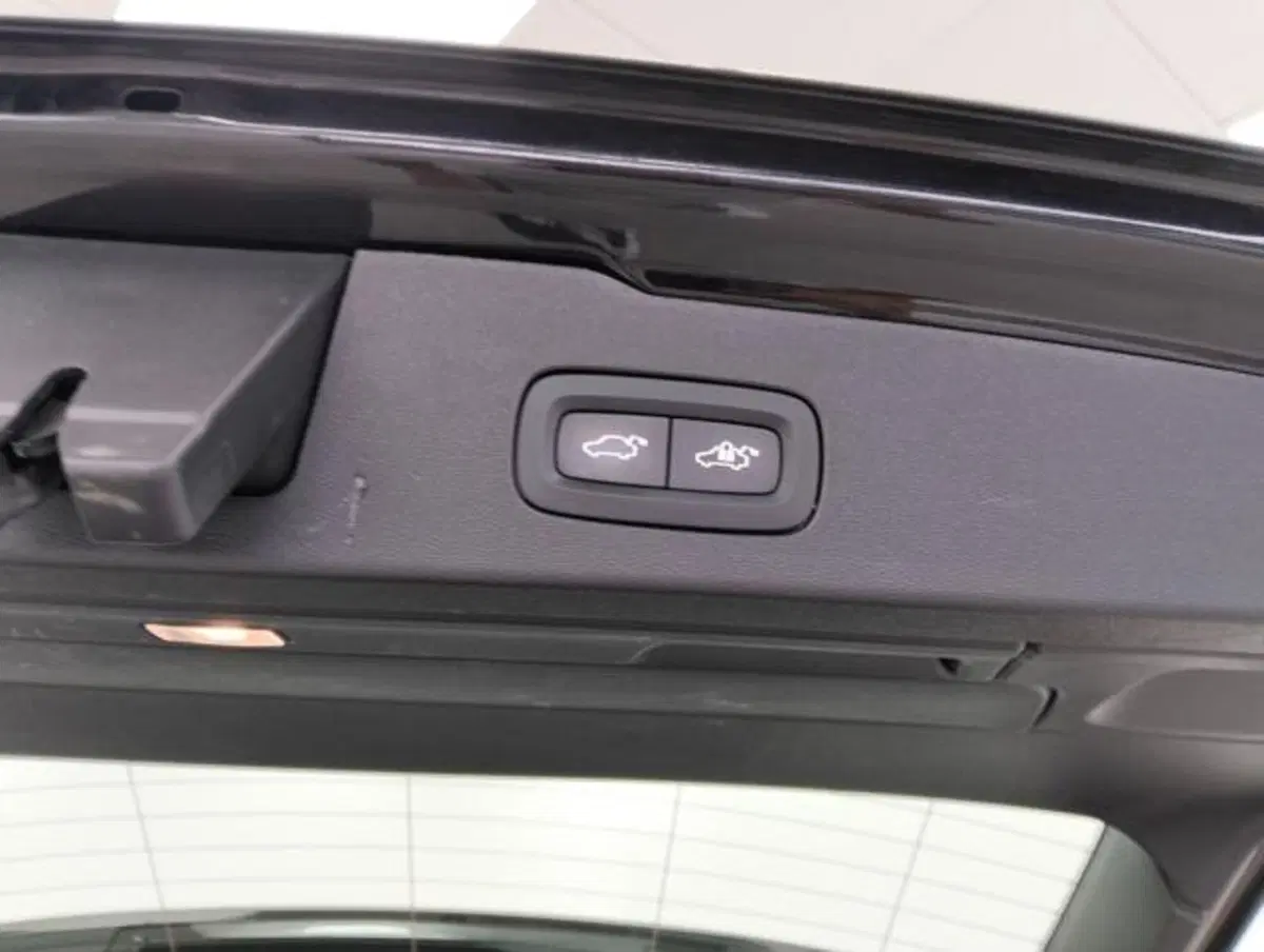 Volvo V60 usata a Como (18)