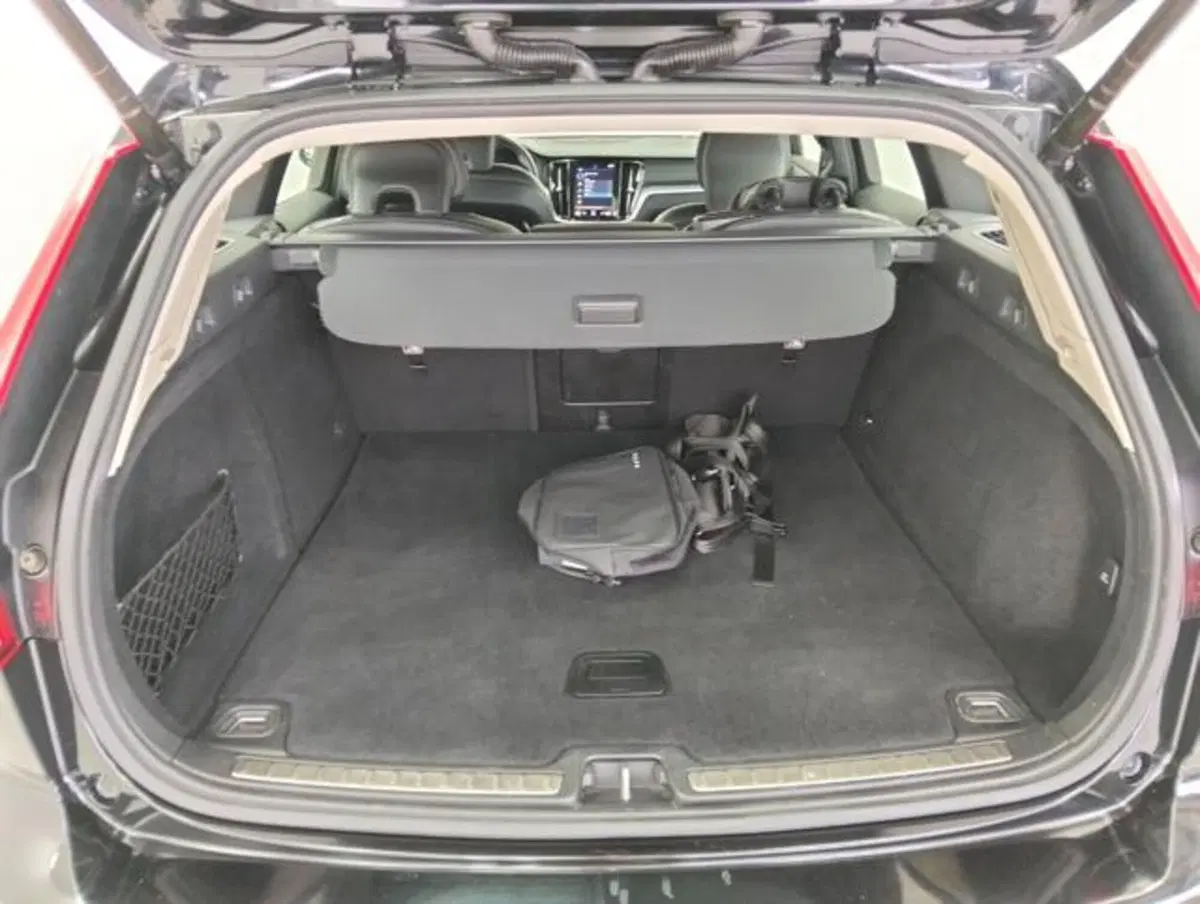 Volvo V60 usata a Como (19)