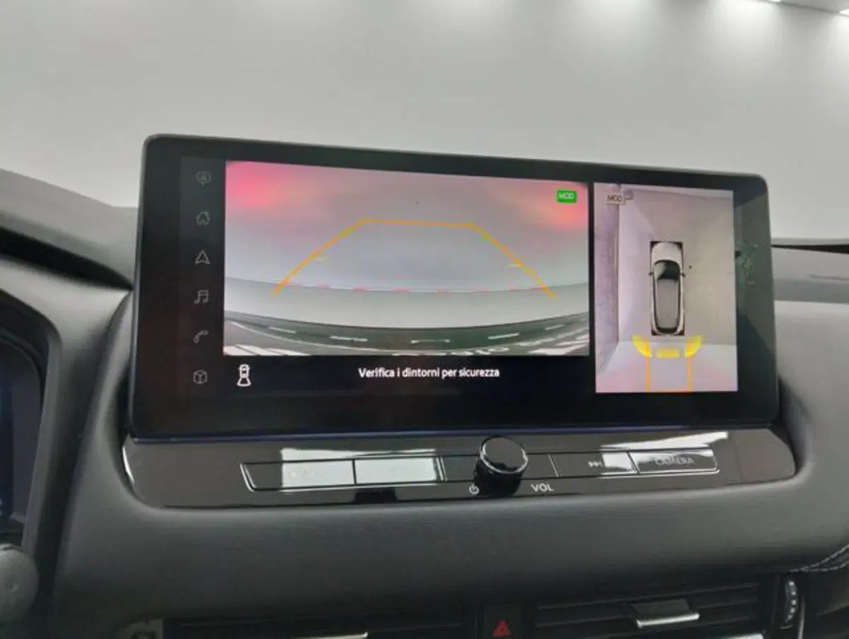 Nissan Qashqai usata a Como (16)