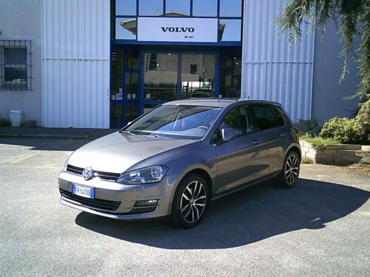 Volkswagen Golf usata a Novara