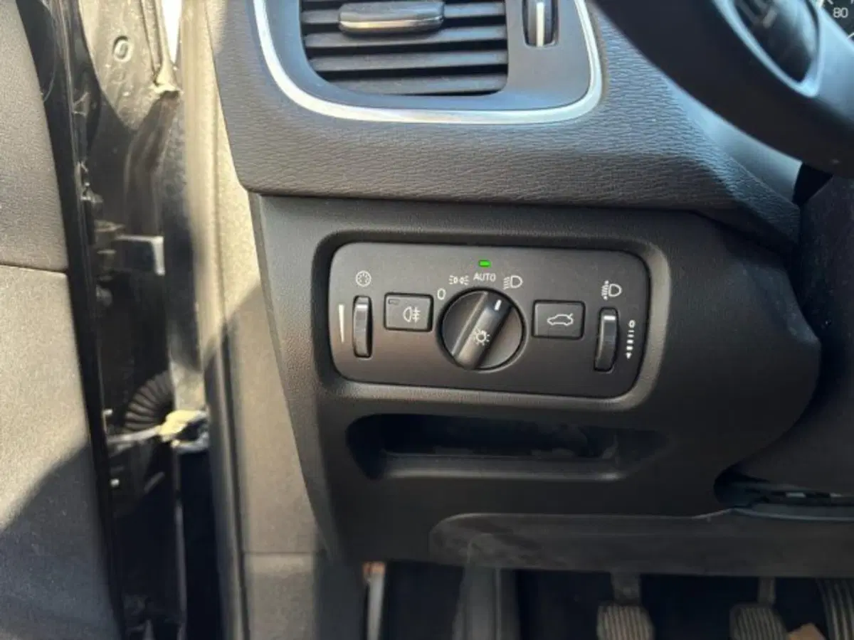 Volvo V40 usata a Cuneo (13)