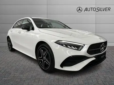 Mercedes-Benz Classe A Sedan 250 e phev AMG Line Premium auto del 2023 usata a Verona