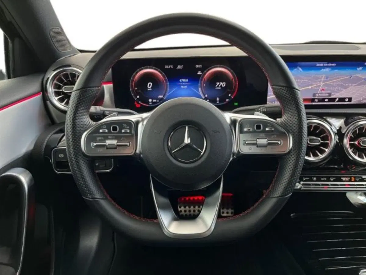 Mercedes-Benz Classe A Sedan usata a Verona (11)