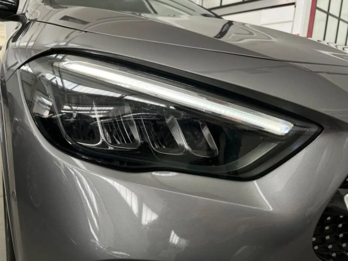 Mercedes-Benz GLA SUV usata a Verona (17)