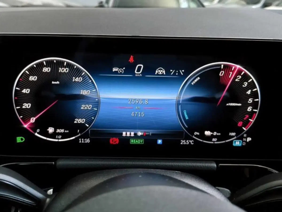 Mercedes-Benz GLA SUV usata a Verona (8)