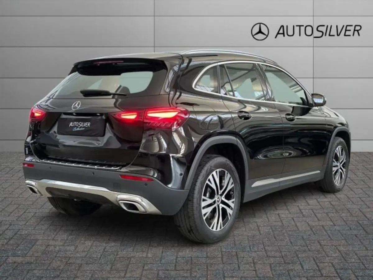 Mercedes-Benz GLA SUV usata a Verona (2)