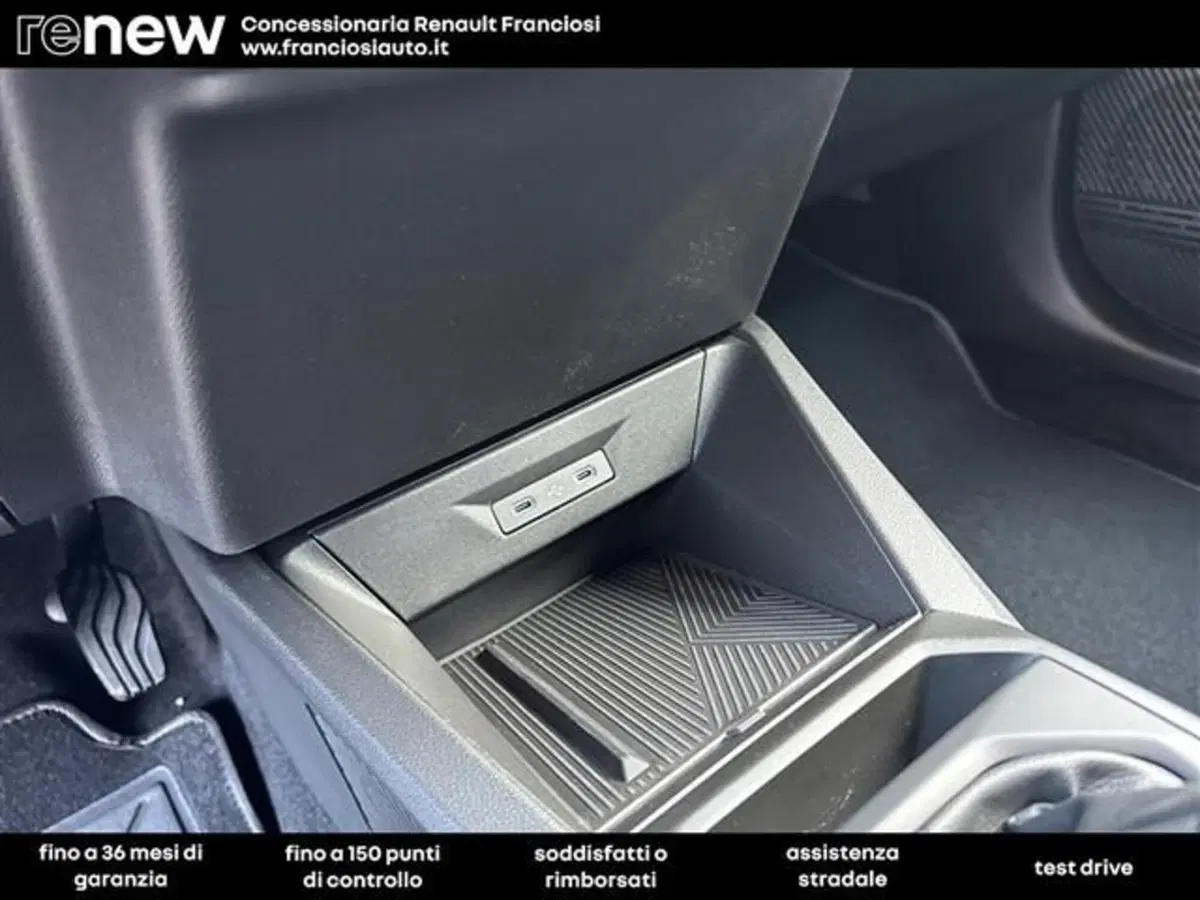 Renault Clio nuova a Modena (15)