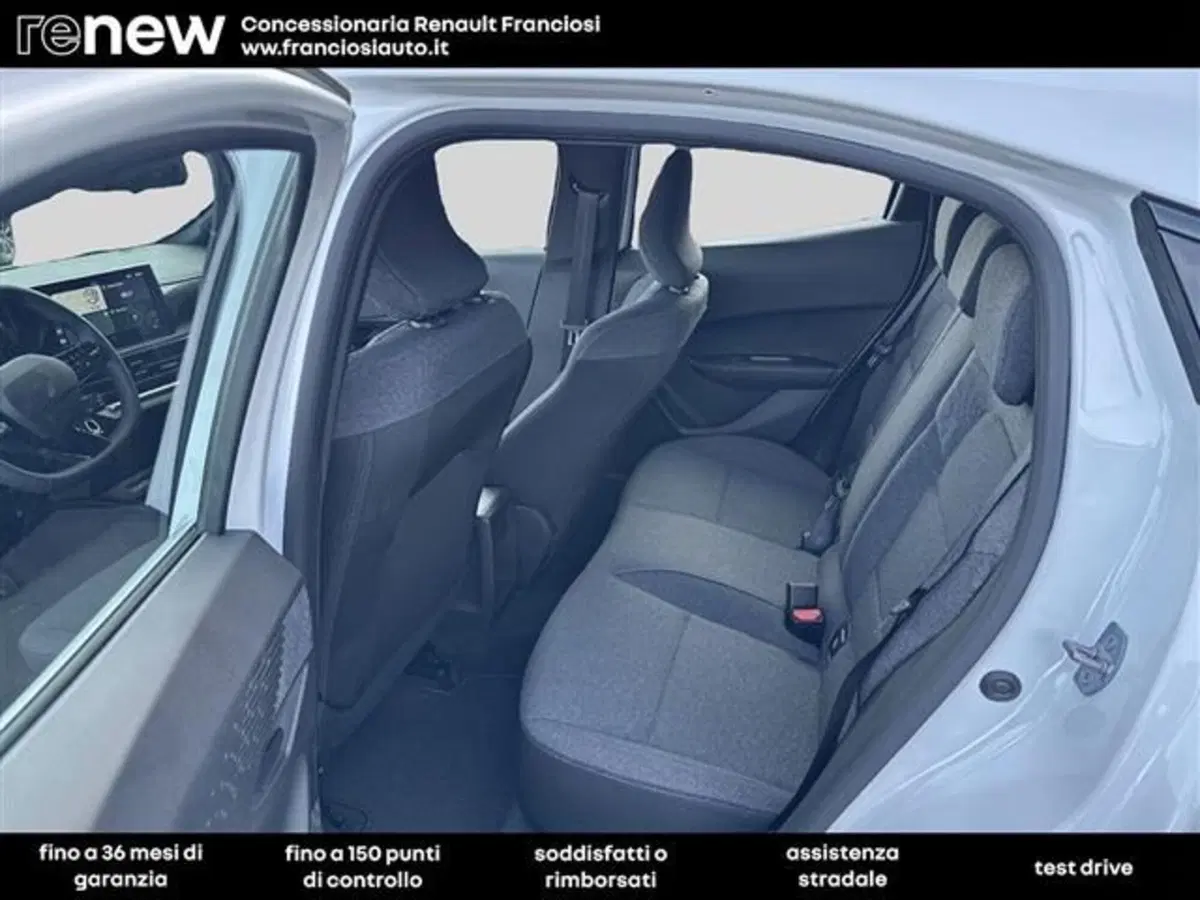Renault Clio nuova a Modena (7)