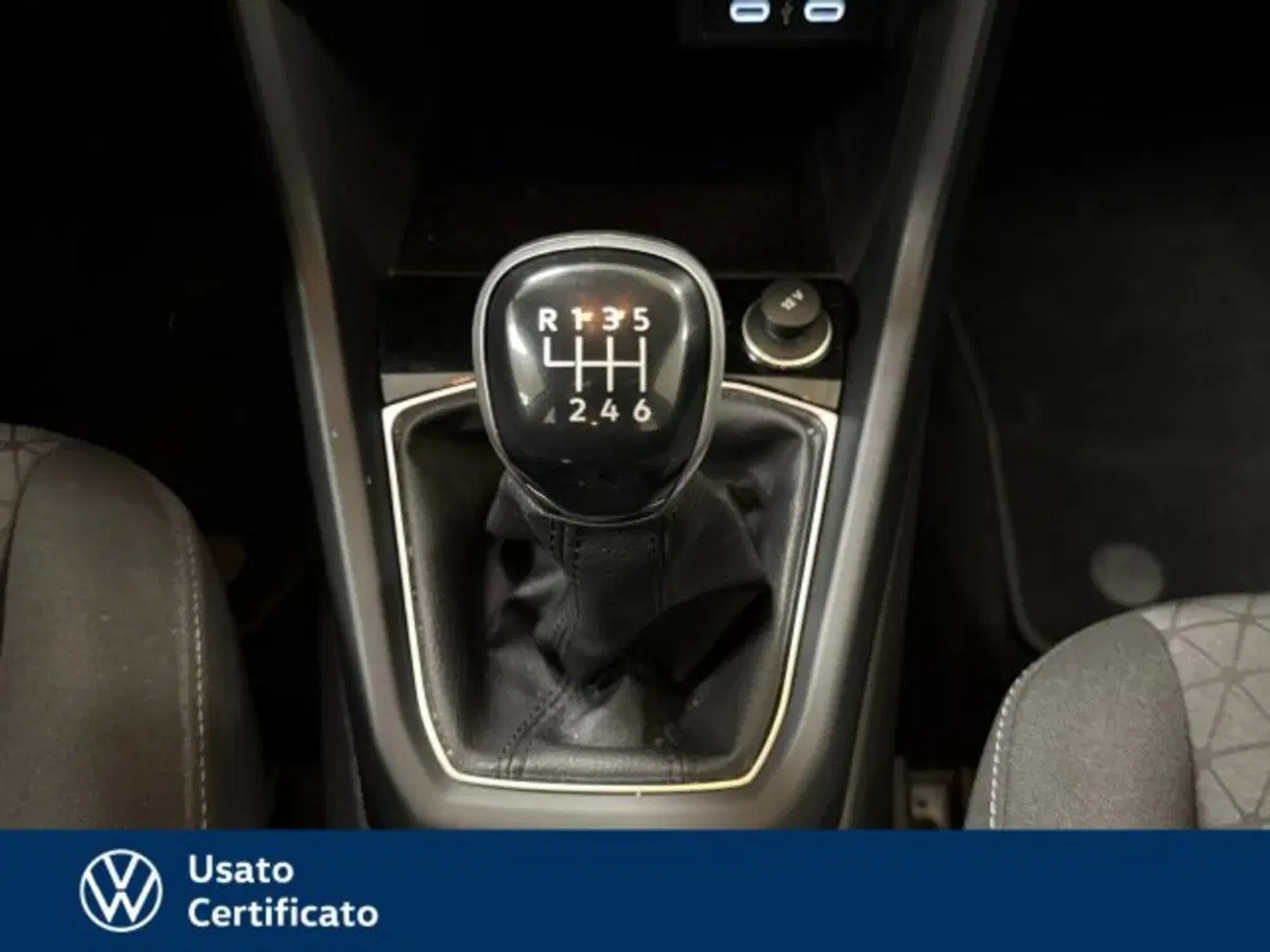Volkswagen T-Cross usata a Vicenza (11)