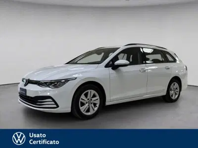 Volkswagen Golf Variant 2.0 tdi Life 115cv del 2022 usata a Arzignano