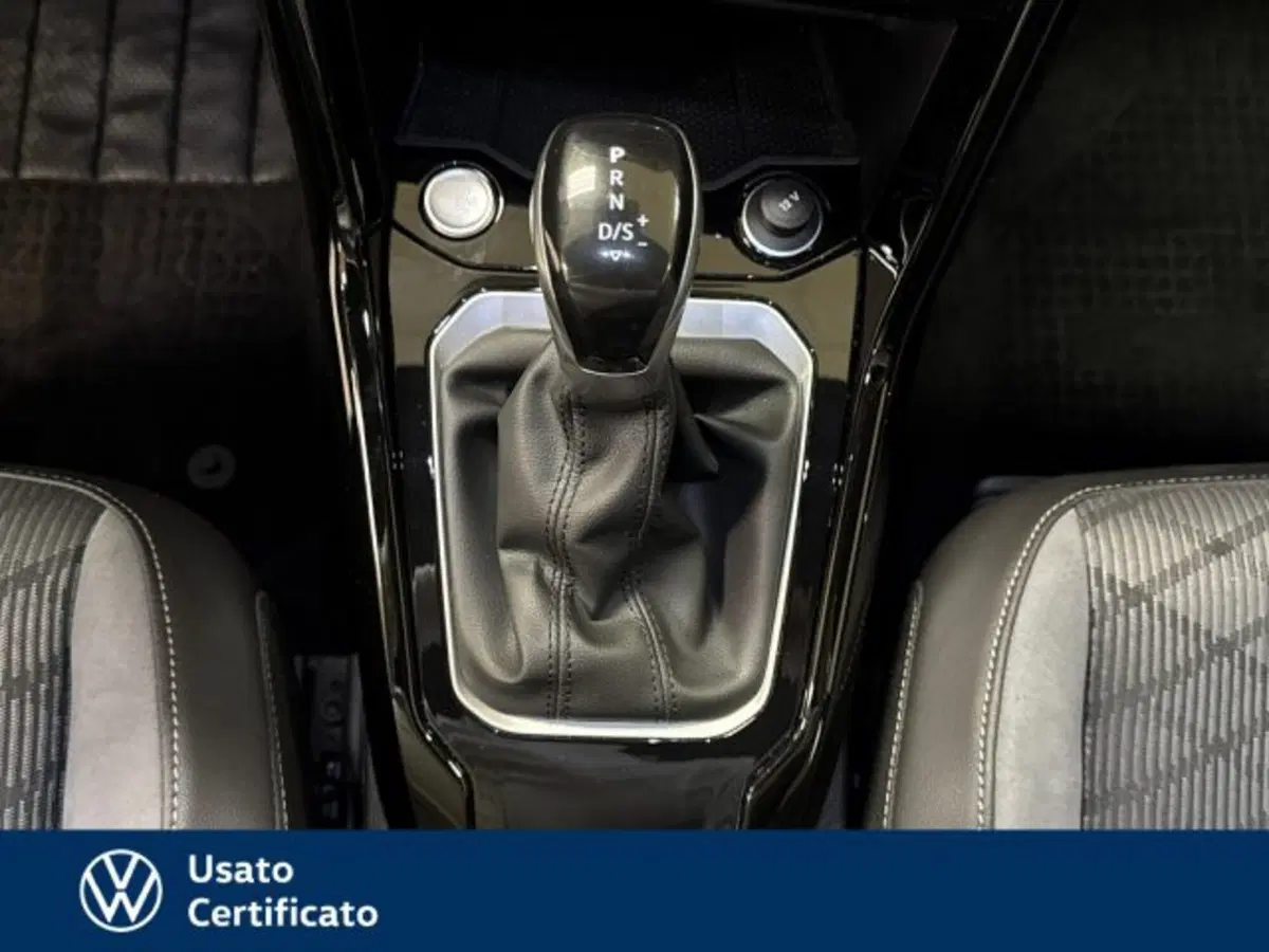 Volkswagen T-Roc usata a Vicenza (11)
