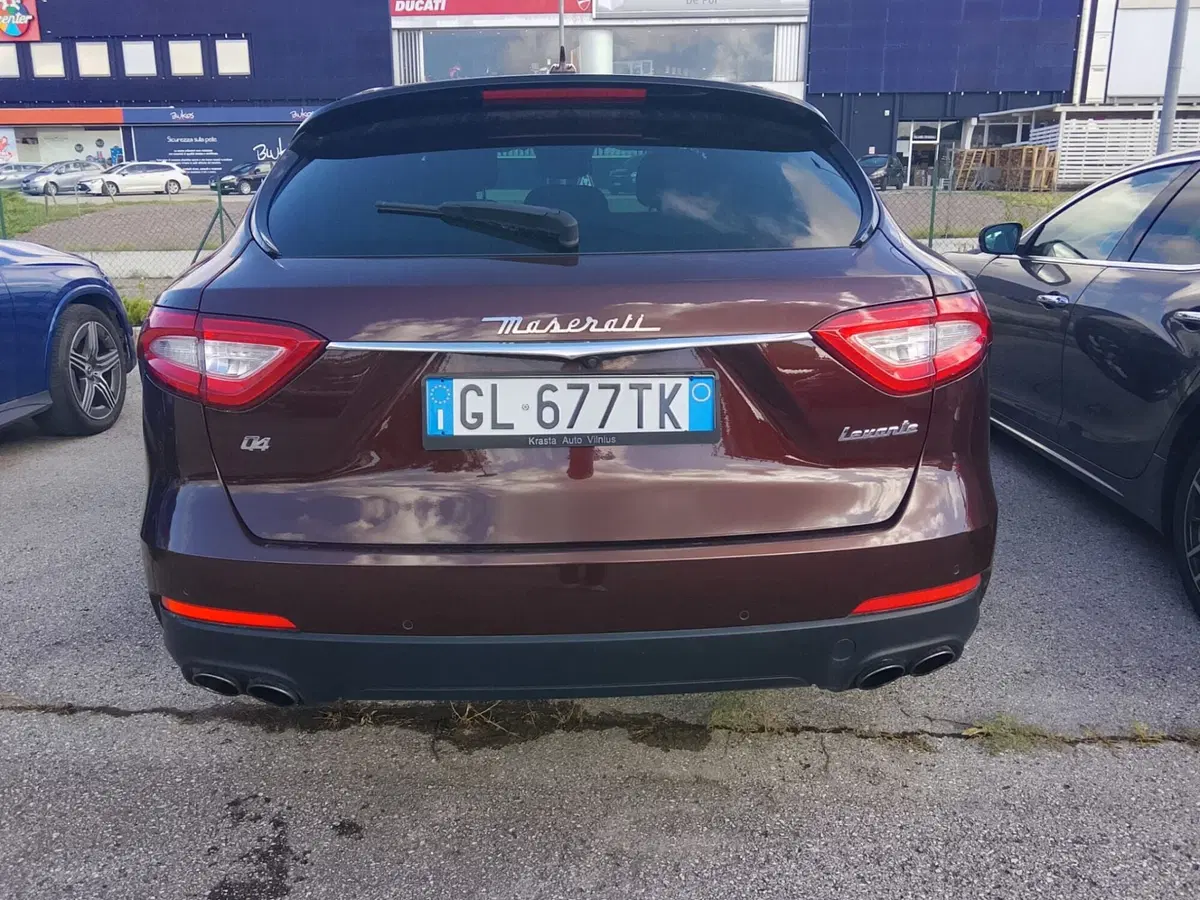 Maserati Levante usata a Perugia (4)