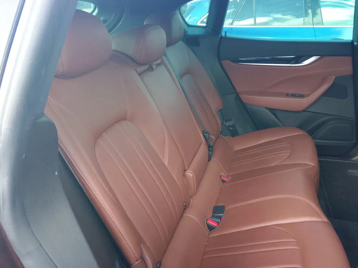 Maserati Levante usata a Perugia (8)