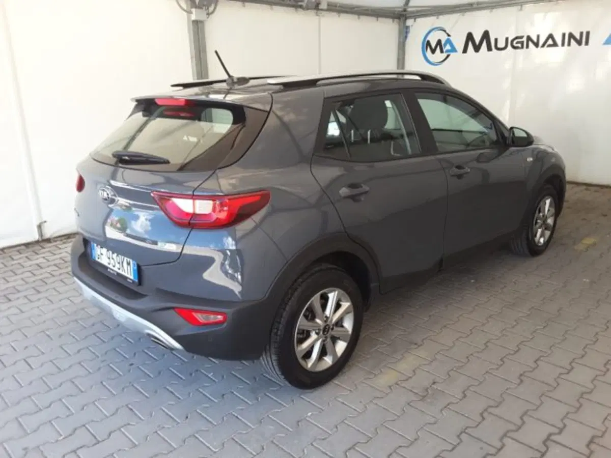 Kia Stonic usata a Firenze (13)