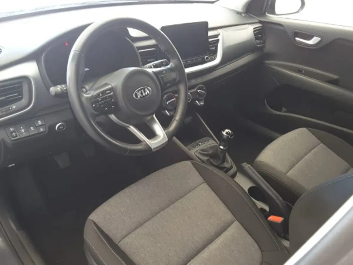 Kia Stonic usata a Firenze (6)