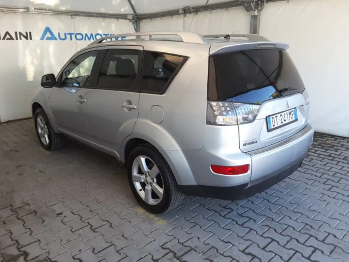 Mitsubishi Outlander usata a Firenze (10)
