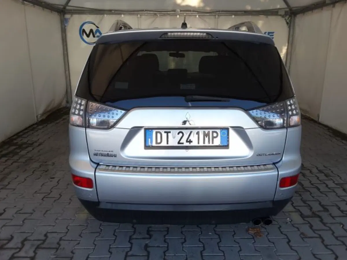Mitsubishi Outlander usata a Firenze (11)