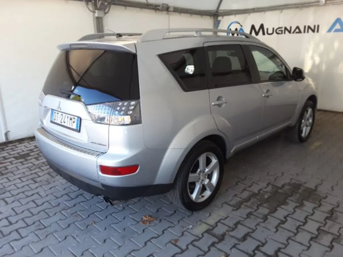 Mitsubishi Outlander usata a Firenze (12)