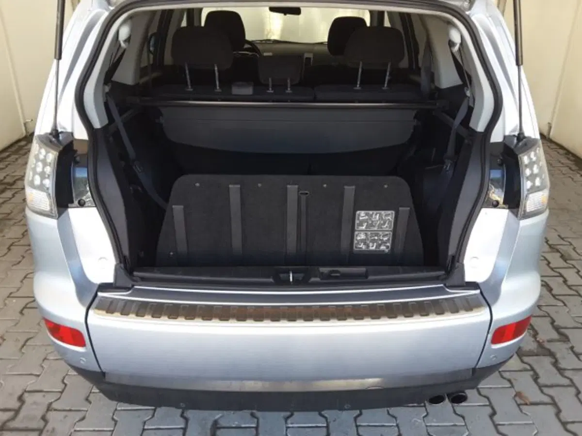 Mitsubishi Outlander usata a Firenze (14)