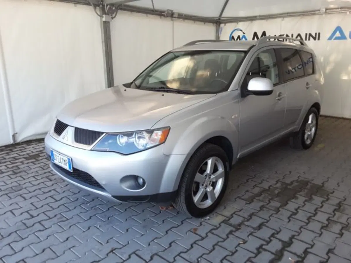 Mitsubishi Outlander usata a Firenze (3)