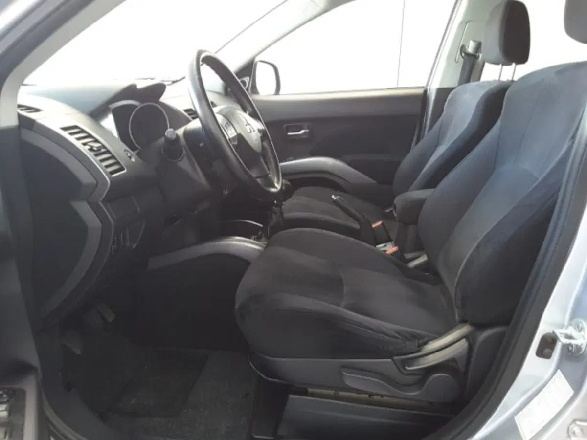 Mitsubishi Outlander usata a Firenze (5)