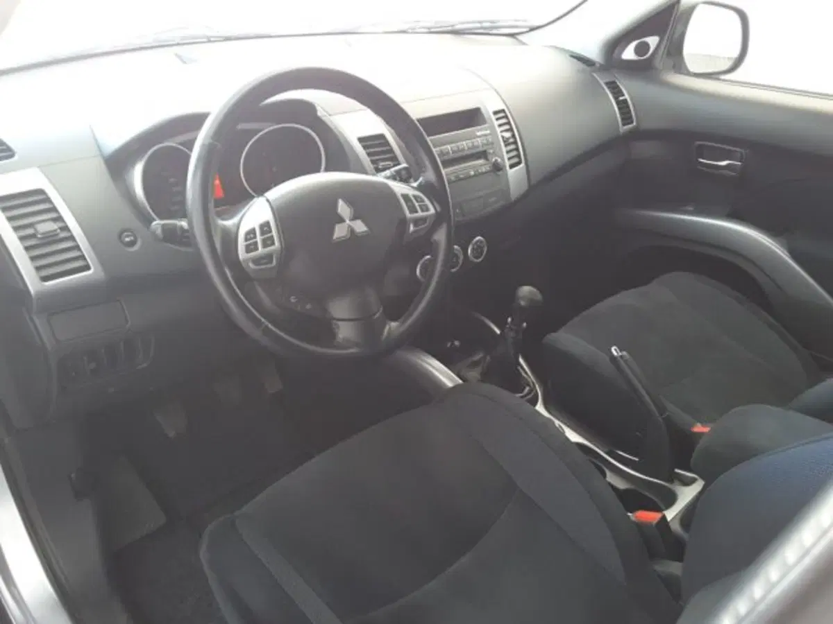 Mitsubishi Outlander usata a Firenze (6)