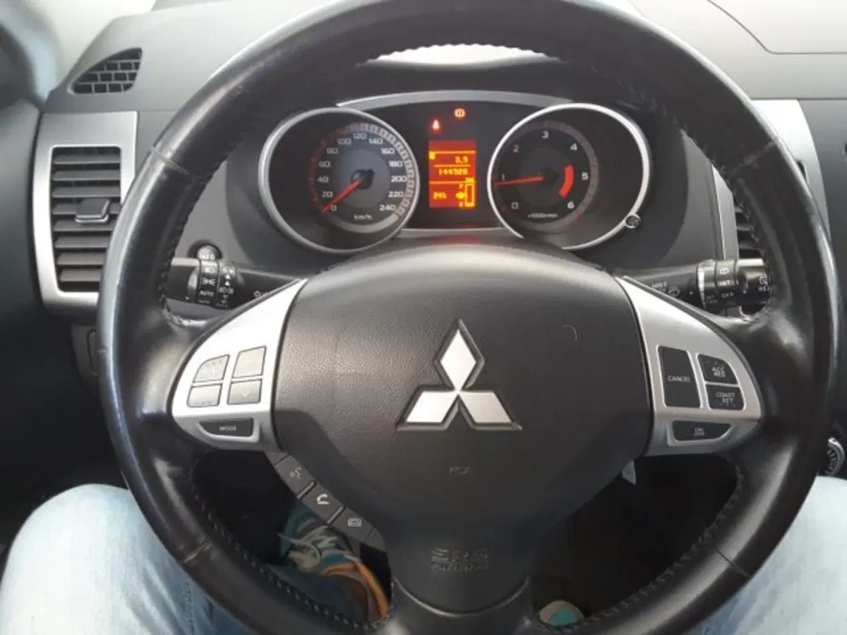 Mitsubishi Outlander usata a Firenze (7)