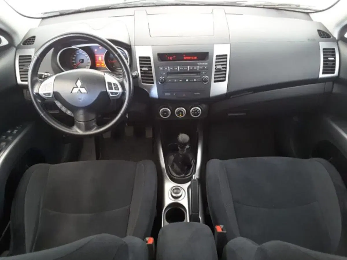 Mitsubishi Outlander usata a Firenze (8)