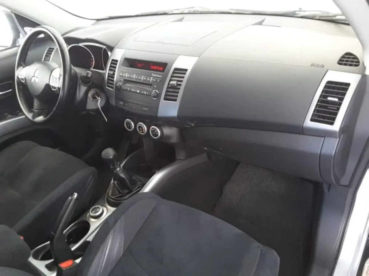 Mitsubishi Outlander usata a Firenze (9)