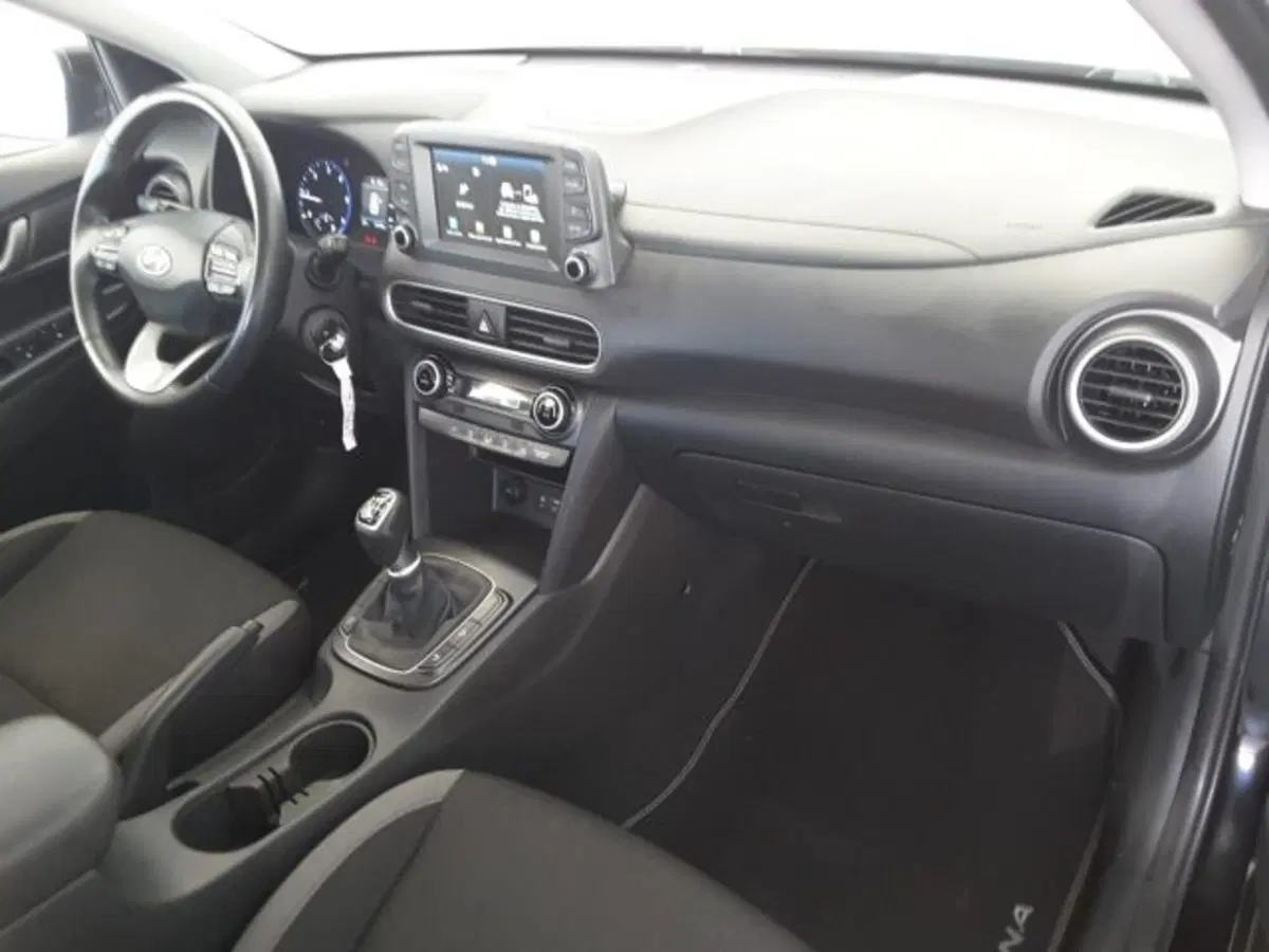 Hyundai Kona usata a Firenze (10)
