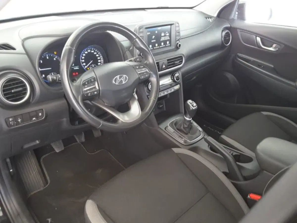 Hyundai Kona usata a Firenze (6)