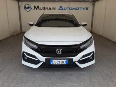 Honda Civic 1.6 4 porte Elegance Navi del 2020 usata a Firenze