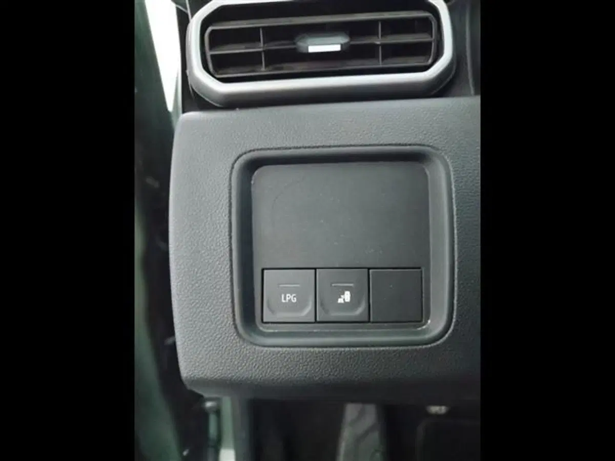 Dacia Duster usata a Siena (14)