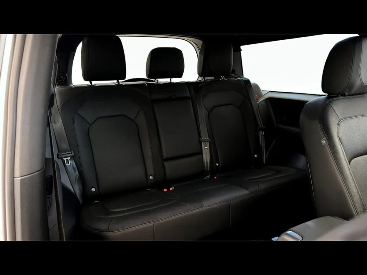 Land Rover Defender usata a Varese (5)