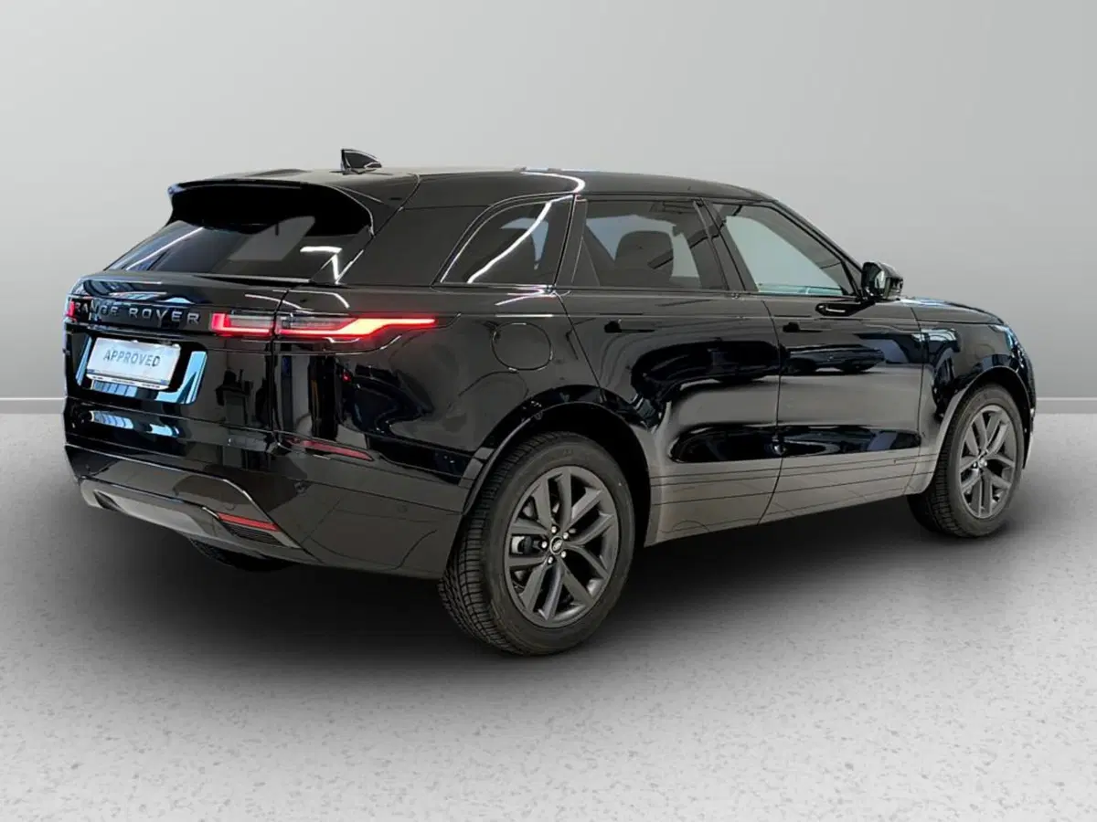 Land Rover Range Rover Velar nuova a Varese (2)