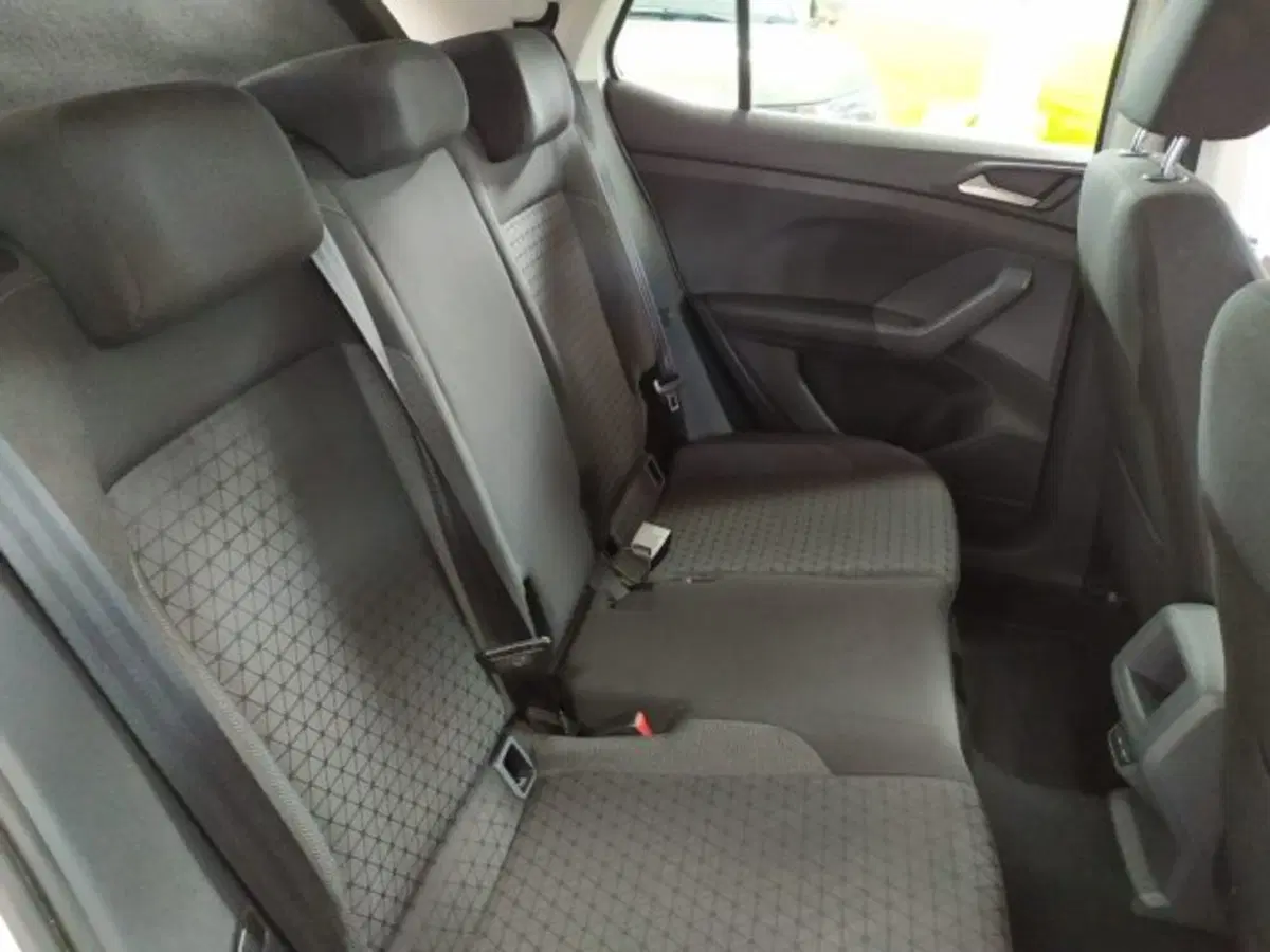 Volkswagen T-Cross usata a Trieste (8)