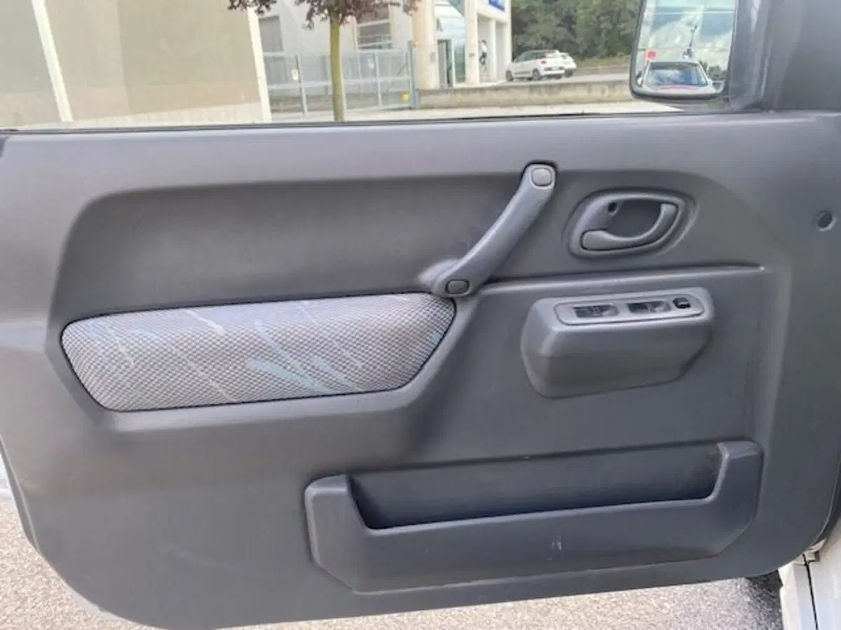 Suzuki Jimny usata a Cuneo (14)